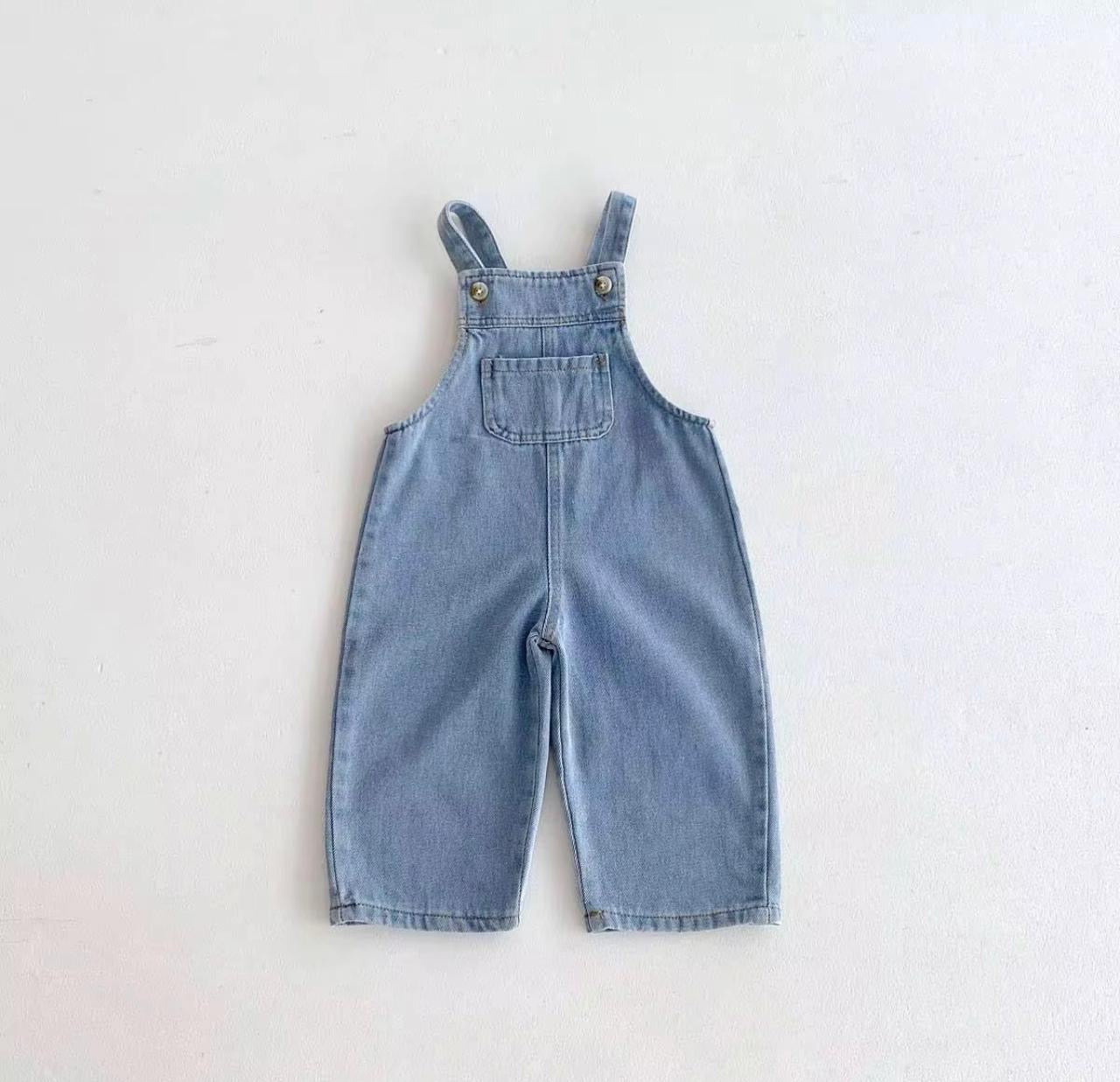 soft jeans overall available in 3 colors from 1 to 7 years