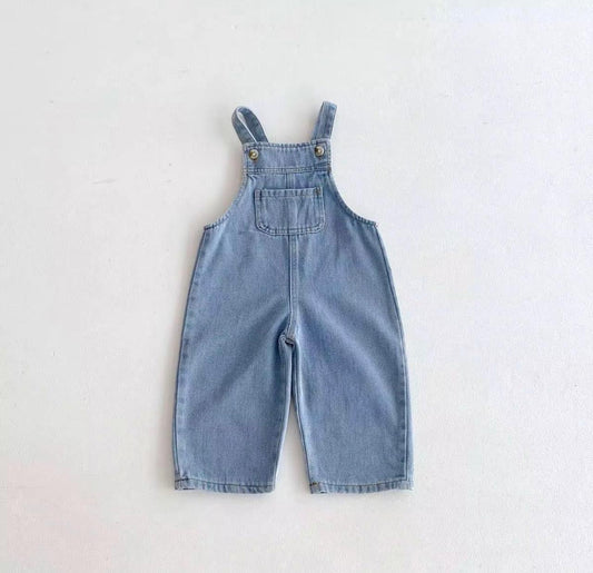 soft jeans overall available in 3 colors from 1 to 7 years
