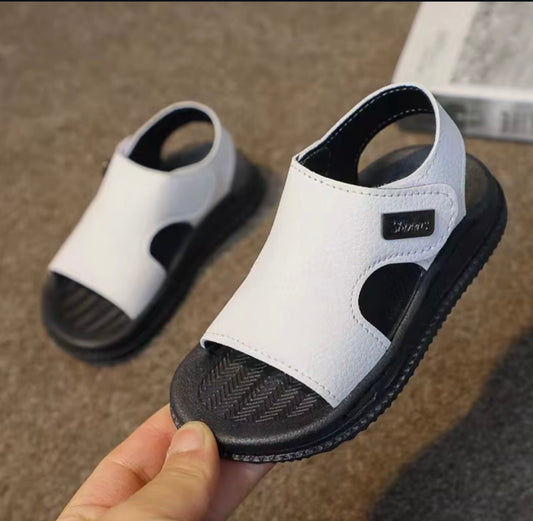 because little feet deserve big comfort
