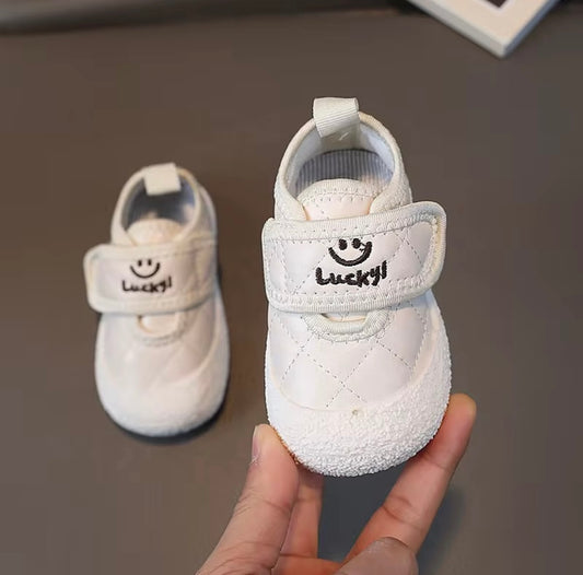 Every step tells a story 👶🏼